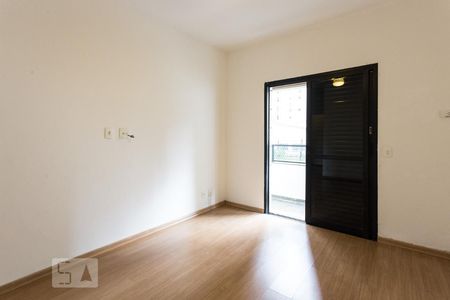 Apartamento à venda com 209m², 4 quartos e 3 vagas Apartamento à venda com 209m², 4 quartos e 3 vagasSuíte 2