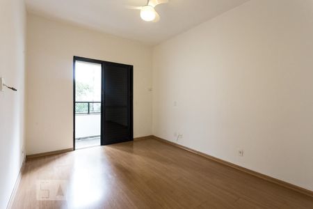 Apartamento à venda com 209m², 4 quartos e 3 vagas Apartamento à venda com 209m², 4 quartos e 3 vagasSuíte 2