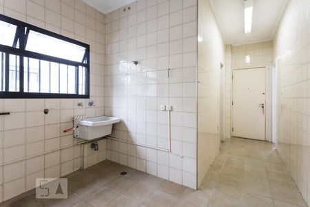 Apartamento à venda com 209m², 4 quartos e 3 vagas Apartamento à venda com 209m², 4 quartos e 3 vagasÁrea de serviço
