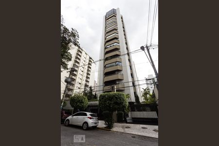 Apartamento à venda com 209m², 4 quartos e 3 vagas Apartamento à venda com 209m², 4 quartos e 3 vagasFachada