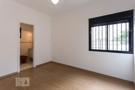 Apartamento à venda com 209m², 4 quartos e 3 vagas Apartamento à venda com 209m², 4 quartos e 3 vagasSuíte 1