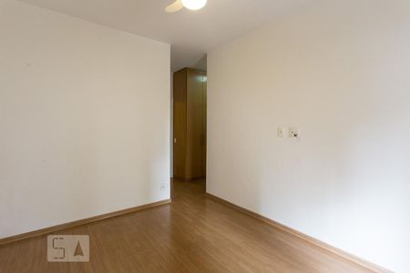 Apartamento à venda com 209m², 4 quartos e 3 vagas Apartamento à venda com 209m², 4 quartos e 3 vagasSuíte 2