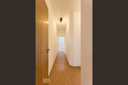 Apartamento à venda com 209m², 4 quartos e 3 vagas Apartamento à venda com 209m², 4 quartos e 3 vagasCorredor