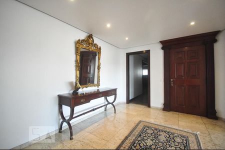 hall de entrada de apartamento à venda com 4 quartos, 415m² em Real Parque, São Paulo