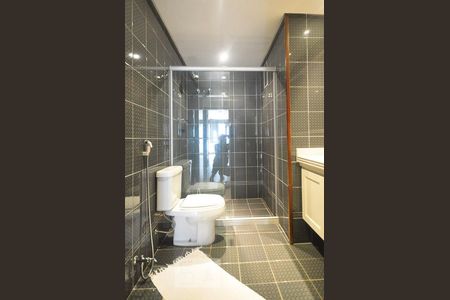 Apartamento à venda com 415m², 4 quartos e 4 vagasdetalhe do banheiro