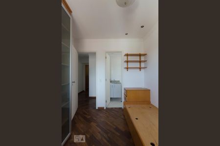 Apartamento para alugar com 130m², 3 quartos e 2 vagasSuíte 2
