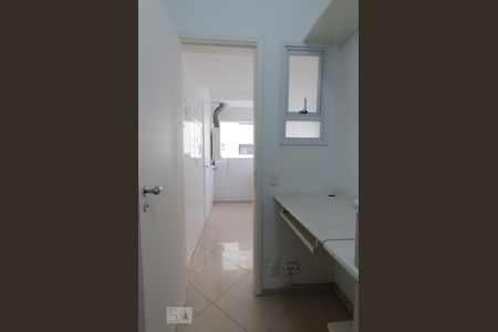 Apartamento para alugar com 130m², 3 quartos e 2 vagasQuarto de serviço