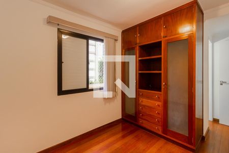 Suíte de apartamento para alugar com 2 quartos, 60m² em Moema, São Paulo
