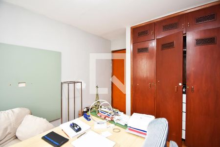 Quarto de apartamento à venda com 3 quartos, 120m² em Jardim Paulista, São Paulo