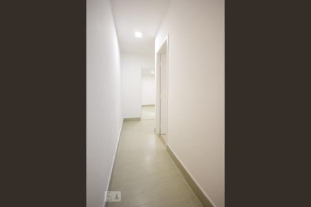Corredor de apartamento à venda com 2 quartos, 62m² em Parque Brasília, Campinas