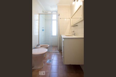 Apartamento à venda com 50m², 1 quarto e 1 vaga Apartamento à venda com 50m², 1 quarto e 1 vagaBanheiro da Suíte