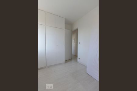 Apartamento à venda com 57m², 2 quartos e 1 vagaQuarto 2