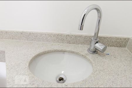 Lavabo de apartamento à venda com 2 quartos, 70m² em Centro, Osasco