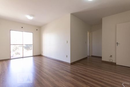 Apartamento para alugar com 70m², 1 quarto e 1 vaga Apartamento para alugar com 70m², 1 quarto e 1 vagaSala