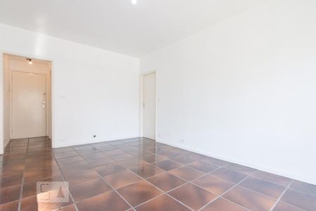 Apartamento à venda com 79m², 2 quartos e sem vaga Apartamento à venda com 79m², 2 quartos e sem vagaSala