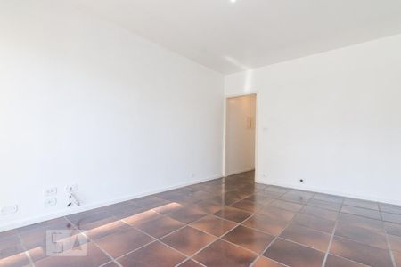 Apartamento à venda com 79m², 2 quartos e sem vaga Apartamento à venda com 79m², 2 quartos e sem vagaSala