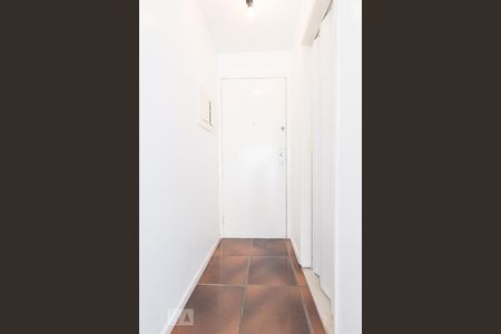 Apartamento à venda com 79m², 2 quartos e sem vaga Apartamento à venda com 79m², 2 quartos e sem vagaEntrada