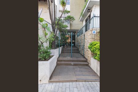 Apartamento à venda com 79m², 2 quartos e sem vaga Apartamento à venda com 79m², 2 quartos e sem vagaFachada