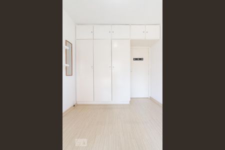 Apartamento à venda com 79m², 2 quartos e sem vaga Apartamento à venda com 79m², 2 quartos e sem vagaQuarto 1