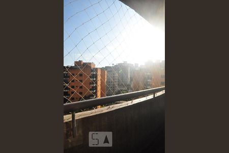 Apartamento à venda com 220m², 4 quartos e 2 vagasvaranda da suíte 4