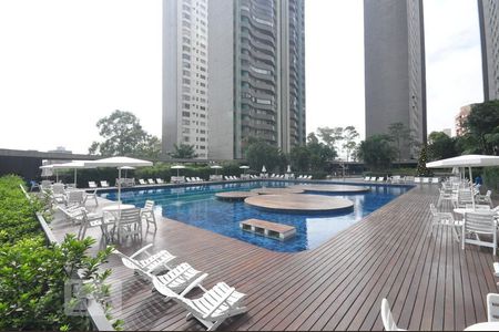 Apartamento à venda com 220m², 4 quartos e 2 vagaspiscina
