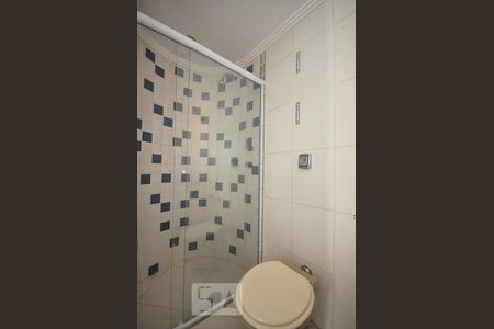 Apartamento à venda com 220m², 4 quartos e 2 vagasdetalhe do banheiro suíte 2