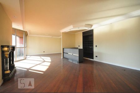 Apartamento à venda com 220m², 4 quartos e 2 vagassala