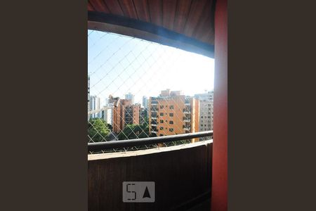 Apartamento à venda com 220m², 4 quartos e 2 vagasvaranda da suíte 2