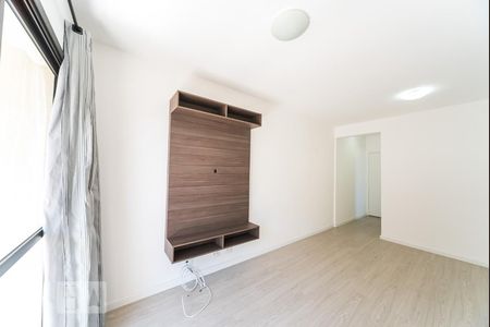 Sala de apartamento para alugar com 3 quartos, 80m² em Vila Floresta, Santo André