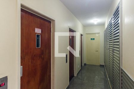 Hall de Elevadores de kitnet/studio para alugar com 1 quarto, 34m² em Santa Cecília, São Paulo