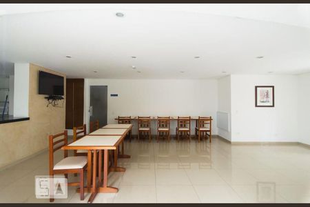 Apartamento para alugar com 38m², 1 quarto e 1 vaga Apartamento para alugar com 38m², 1 quarto e 1 vagaÁrea comum - Salão de festas