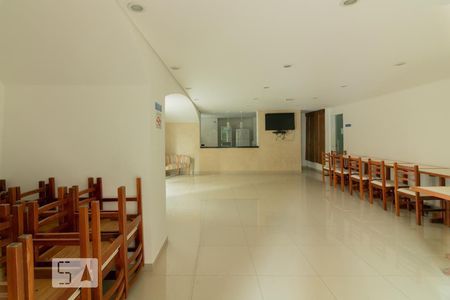 Apartamento para alugar com 38m², 1 quarto e 1 vaga Apartamento para alugar com 38m², 1 quarto e 1 vagaÁrea comum - Salão de festas