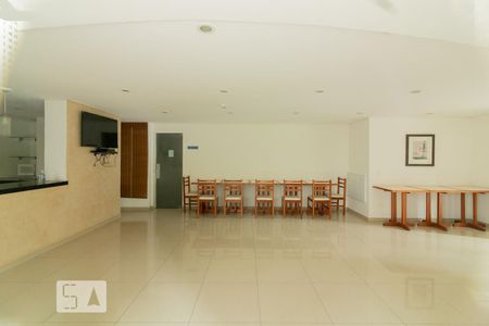 Apartamento para alugar com 38m², 1 quarto e 1 vaga Apartamento para alugar com 38m², 1 quarto e 1 vagaÁrea comum - Salão de festas