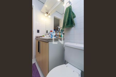 Apartamento à venda com 80m², 2 quartos e 2 vagasSuíte 1 - Banheiro