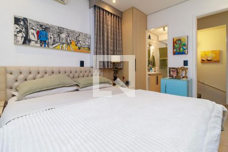 Apartamento à venda com 80m², 2 quartos e 2 vagasSuíte 1