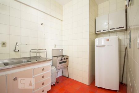 Apartamento à venda com 48m², 1 quarto e sem vaga Apartamento à venda com 48m², 1 quarto e sem vagaCozinha