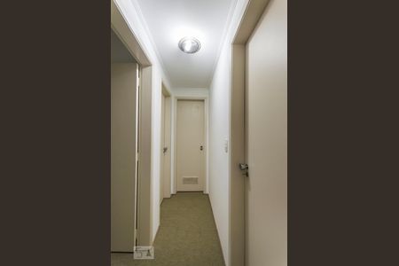 Corredor de apartamento à venda com 2 quartos, 107m² em Indianópolis, São Paulo