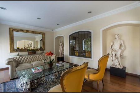 Apartamento à venda com 107m², 2 quartos e 2 vagasHall social