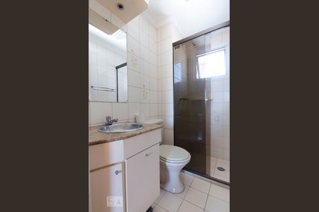 Banheiro de apartamento à venda com 3 quartos, 80m² em Lauzane Paulista, São Paulo