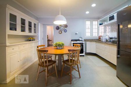 Apartamento à venda com 88m², 2 quartos e sem vaga Apartamento à venda com 88m², 2 quartos e sem vagaCozinha