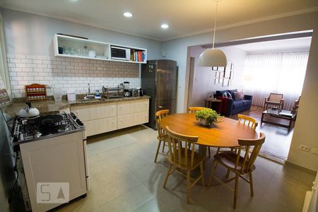 Apartamento à venda com 88m², 2 quartos e sem vaga Apartamento à venda com 88m², 2 quartos e sem vagaCozinha