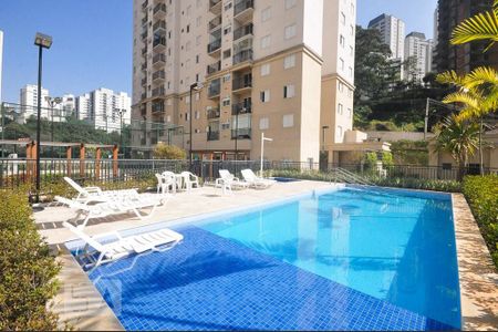 Apartamento à venda com 59m², 2 quartos e 1 vagapiscina