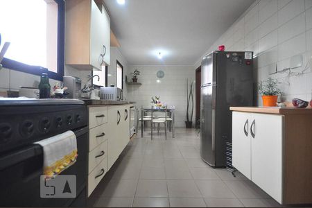 Apartamento para alugar com 213m², 4 quartos e 3 vagascozinha