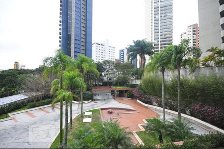 vista de apartamento para alugar com 4 quartos, 213m² em Vila Suzana, São Paulo