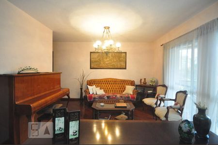 sala de apartamento para alugar com 4 quartos, 213m² em Vila Suzana, São Paulo