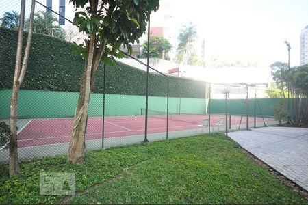 Apartamento à venda com 480m², 4 quartos e 4 vagasquadra