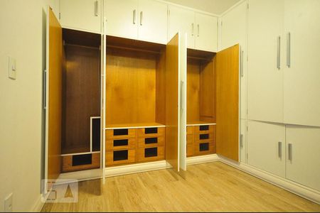 Apartamento à venda com 480m², 4 quartos e 4 vagasarmário da suíte 4