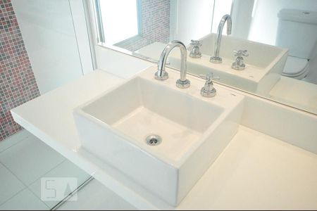 Apartamento à venda com 480m², 4 quartos e 4 vagasdetalhe do banheiro suíte 3