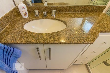 Apartamento à venda com 70m², 2 quartos e 1 vagaBanheiro