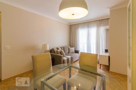 Apartamento à venda com 70m², 2 quartos e 1 vagaSala